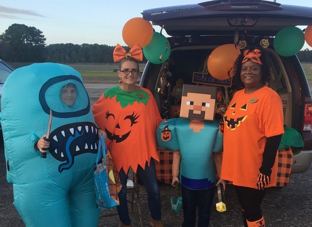 trunk-or-treat-2023-hunter-fort-stewart-2